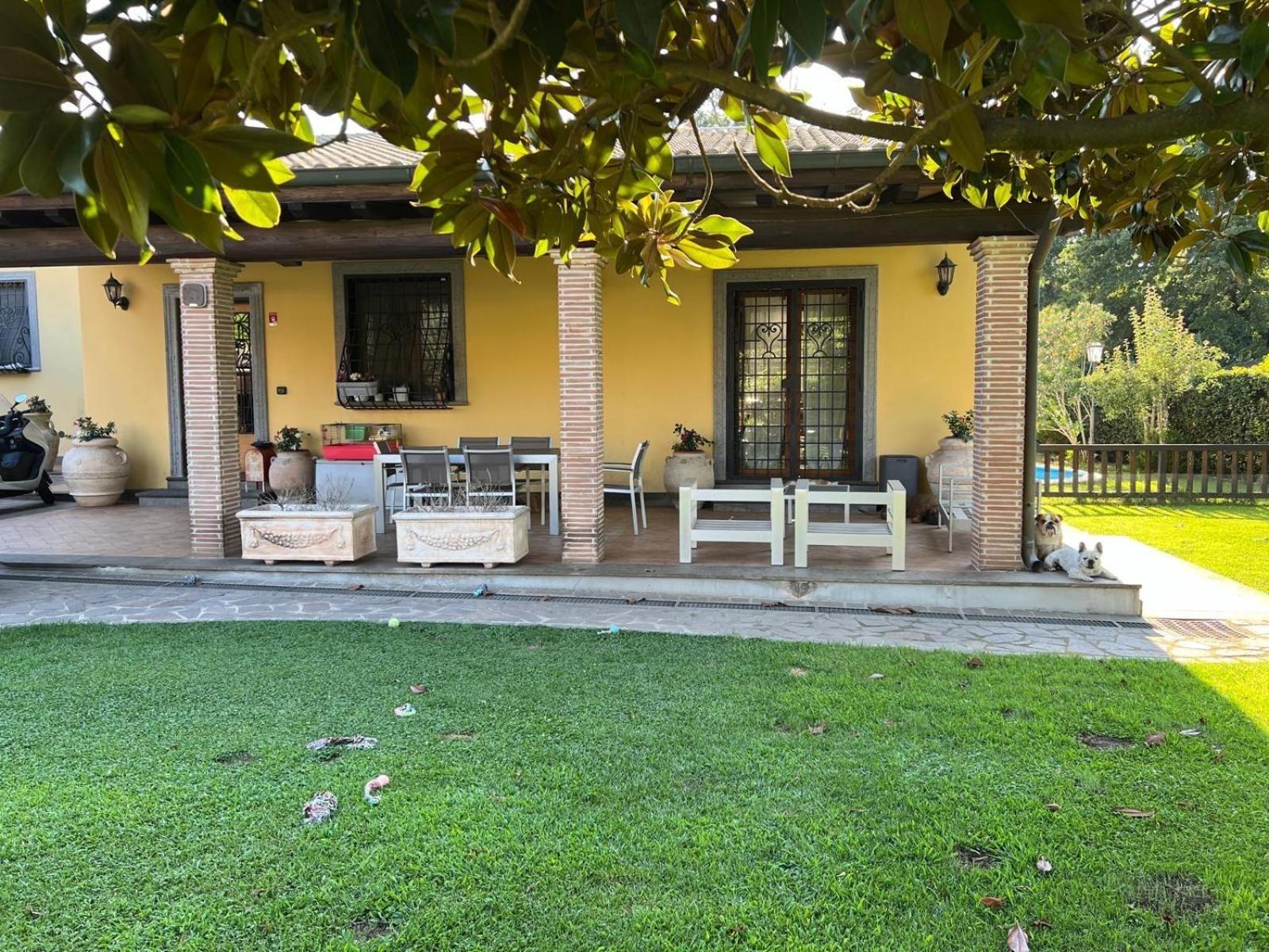 Paradise Rom